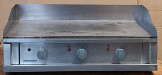 Roband Bench Top Electric Griddle - Used - 2 Phase - $725 + GST